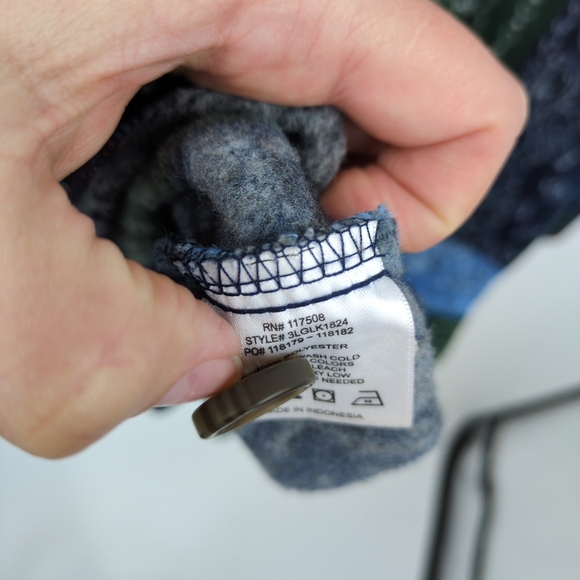 Levi's Hillen Cardigan Sweater Fleece Patchwork Handkerchief Button Up Men's XL - Picture 10 of 11